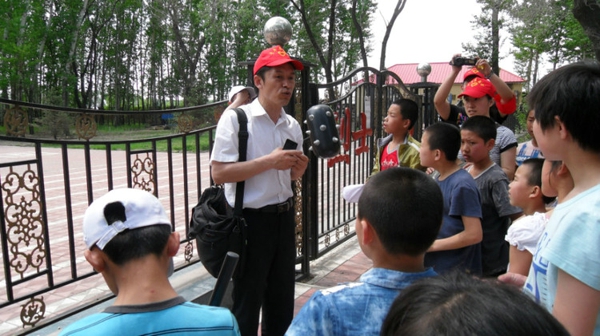 37、六月二号志愿者们带儿童福利院的孩子们去公园 - 爱心传递志愿者服务队 - 绥化市爱心传递志愿者服务队