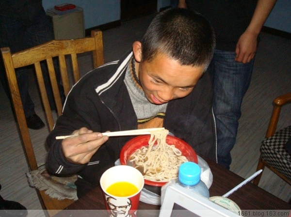 33、救援流浪儿童小龙 - 爱心传递志愿者服务队 - 绥化市爱心传递志愿者服务队