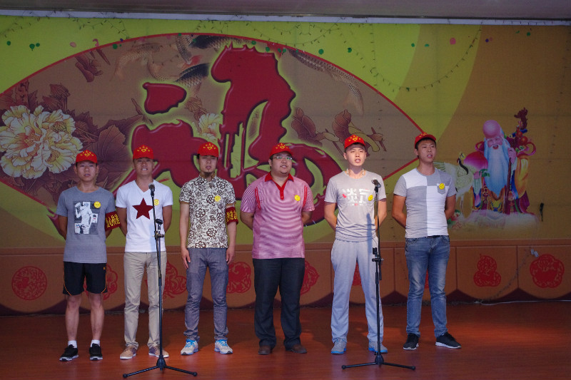 6月27日到北林区养老服务中心慰问演出